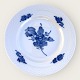 Royal Copenhagen
Flettet blå blomst
Kagetallerken
#10/ 8093
*80kr