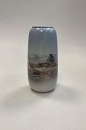 Lyngby Porcelæn Vase med Bondegård No. 74-2/76