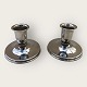 2 Kerzenständer 
aus 
Sterlingsilber
600 DKK