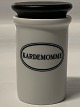 Eslau, Cardamom spice jar. Height with lid 10.5 cm.
SOLD