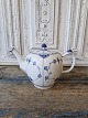Royal 
Copenhagen Blue 
Fluted Half 
Lace Teapot No. 
611