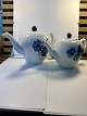 Two Royal 
Danish 
porcelain braid 
no. 10-8244, 
10-8122 ...