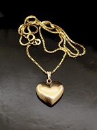 8 carat gold heart