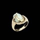 Bestik.dk præsenterer: Ring i 14k guld med Opal.