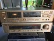 2 x LUXMAN 
Kr. 800,-