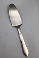 Danam Antik 
præsenterer: 
Georg 
Jensen Sterling 
Sølv / Stål 
Antik 
Serveringsspade 
No. 194