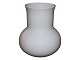Antik K 
præsenterer: 

Royal 
Copenhagen
Hvid vase