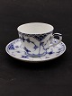 Middelfart 
Antik 
præsenterer: 

Royal 
Copenhagen 
musselmalet 
stor kaffekop 
1/626