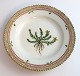 Royal Copenhagen, Flora Danica. Kage tallerken. Design #3551. Diameter 17 cm. (1 
sortering). Hypericum humifusum L
