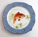 Royal Copenhagen. Fiskestel No.19. Model 3002. Diameter 22,5 cm. Cyprinus 
auratus. Produceret før 1923. (1 sortering)