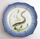 Royal Copenhagen. Fiskestel No.19. Model 3002. Diameter 22,5 cm. Anguilla 
acutirostris. Produceret før 1923. (1 sortering)