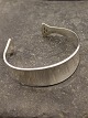Middelfart 
Antik 
præsenterer: 
Hans 
Hansen design 
Bent Gabrielsen 
armring #215