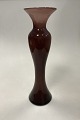 Danam Antik 
præsenterer: 
Holmegaard 
Vase i lilla 
Glas
