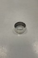 Danam Antik 
præsenterer: 
Hingelberg 
Sterling Sølv 
Servietring i 
Moderne design