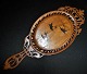Pegasus – Kunst 
- Antik - 
Design 
presents: 
Sorrento 
hand mirror, 
19th century. 
Italy.