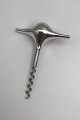 Danam Antik 
præsenterer: 
Georg 
Jensen Sterling 
Sølv Ornamental 
Proptrækker No. 
135 Nanna 
Ditzel