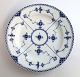Lundin Antique 
præsenterer: 

Royal 
Copenhagen. 
Musselmalet, 
halvblonde. 
Middagstallerken.
 Model 571. 
Diameter 25 ...