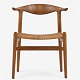 Roxy Klassik 
præsenterer: 
Hans J. 
Wegner / 
Johannes 
Hansen.
JH 505 - 
'Kohorn'-stol i 
patineret 
egetræ med ...