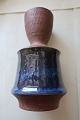 ViKaLi 
præsenterer: 

Smuk 
Michael 
Andersen vase 
Bornholm, 
Denmark
Stemplet
Fra 1960'erne
H: 14cm
Diam: 8cm