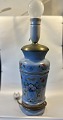Stentoft Antik 
præsenterer: 

To 
Periwinkle 
Bristol 
bordlampe 
Højde 34 cm