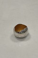 Danam Antik 
præsenterer: 

Georg 
Jensen Sterling 
Sølv Saltkar 
med Gul Emaje 
af Søren Georg 
Jensen No. 1067