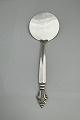 Danam Antik 
præsenterer: 

Georg 
Jensen Sterling 
Sølv Dronning 
Serveringsspade 
No. 203