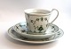 Lundin Antique 
præsenterer: 

Royal 
Copenhagen. 
GRØN 
musselmalet. 
Morgenkop med 
høj hank og 
kagetallerken. 
Kop ...