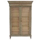 Aabenraa 
Antikvitetshandel 
præsenterer: 

Lys 
grågrøn vitrine 
med to døre og 
fem hylder. Ca. 
år 1850. H: 
213cm. ...