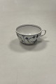 Danam Antik 
præsenterer: 

Royal 
Copenhagen 
Musselmalet 
Riflet Thekop 
No 465