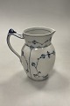 Danam Antik 
præsenterer: 

Royal 
Copenhagen 
Musselmalet 
Riflet 
Mælkekande No 
450