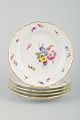 L'Art 
præsenterer: 

Meissen, 
et sæt på fem 
tallerkner i 
porcelæn.
Håndmalet med 
forskellige 
blomstermotiver.
