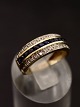 Middelfart 
Antik 
præsenterer: 

9 karat 
guld ring