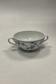 Danam Antik 
præsenterer: 

Bing og 
Grøndahl 
Blåmalet / 
Musselmalet 
Bouillon Kop 
No. 768 med 
monogram