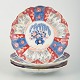 L'Art 
præsenterer: 

Imari, tre 
tallerkener.
