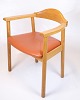 Osted Antik & 
Design 
præsenterer: 

Armstol - 
Model Form 75 - 
Cognac 
Lædersæde - 
Tappede 
Samlinger - 
Andreas ...