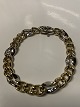Antik Huset 
præsenterer: 

Armbånd 
Rød og hvid 
Guld 14 Karat
Længde 18,5 
cm.