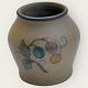 Moster Olga - 
Antik og Design 
præsenterer: 

Bornholmsk 
keramik
Hjorth
Lille vase
*80kr