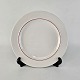 Kinnerup Antik 
& Porcelæn 
præsenterer: 
RC 
tallerken
4 All seasons
3068