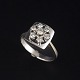 Reerslev, Danmark
14 kt hvidguldsring med brillanter
Ring, str. 59.