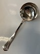 Antik Huset 
præsenterer: 
Kartoffelske 
med rund laf, 
Rosen Dansk 
Sølvbestik 
Længde 21,2 
cm.