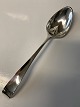 Antik Huset 
præsenterer: 
Barneske 
Georg Jensen 
Sterlingsølv
Stempel: GJ 
1945 -
Længde 15 cm.