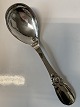 Antik Huset 
præsenterer: 
Evald 
Nielsen No. 16 
Serveringsske 
Sølv.
Længde 24,7 
cm.