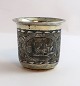 Rusland. Lille sølv bæger med niello (84). Højde 5 cm. Diameter 5,1 cm. 
Produceret 1833
