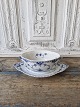 Karstens Antik 
præsenterer: 
Royal 
Copenhagen 
Musselmalet 
helblonde 
sauceskål uden 
låg no. 1106