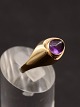 Middelfart 
Antik 
præsenterer: 
14 karat 
vintage guld 
ring med 
ametyst
