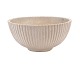 Aabenraa 
Antikvitetshandel 
presents: 
Arne Bang, 
Denmark, 
stoneware bowl 
123. H: 8cm. D: 
19cm
