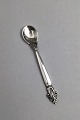 Danam Antik 
presents: 
Georg 
Jensen Silver 
Acanthus Salt 
Spoon, long No. 
104
