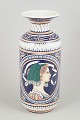 L'Art præsenterer: Italian MajolicaVase, 20. århundrede.