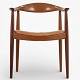 Roxy Klassik præsenterer: Hans J. Wegner / Johannes Hansen.JH 503 - 'The Chair'-armstol i mahogni med sæde ...