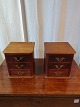 Antik Pjot præsenterer: 2 Mini kommoder Kr. 450,-